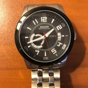 Magnum Silver Mens Wrist Watch NWT (MA31435T)